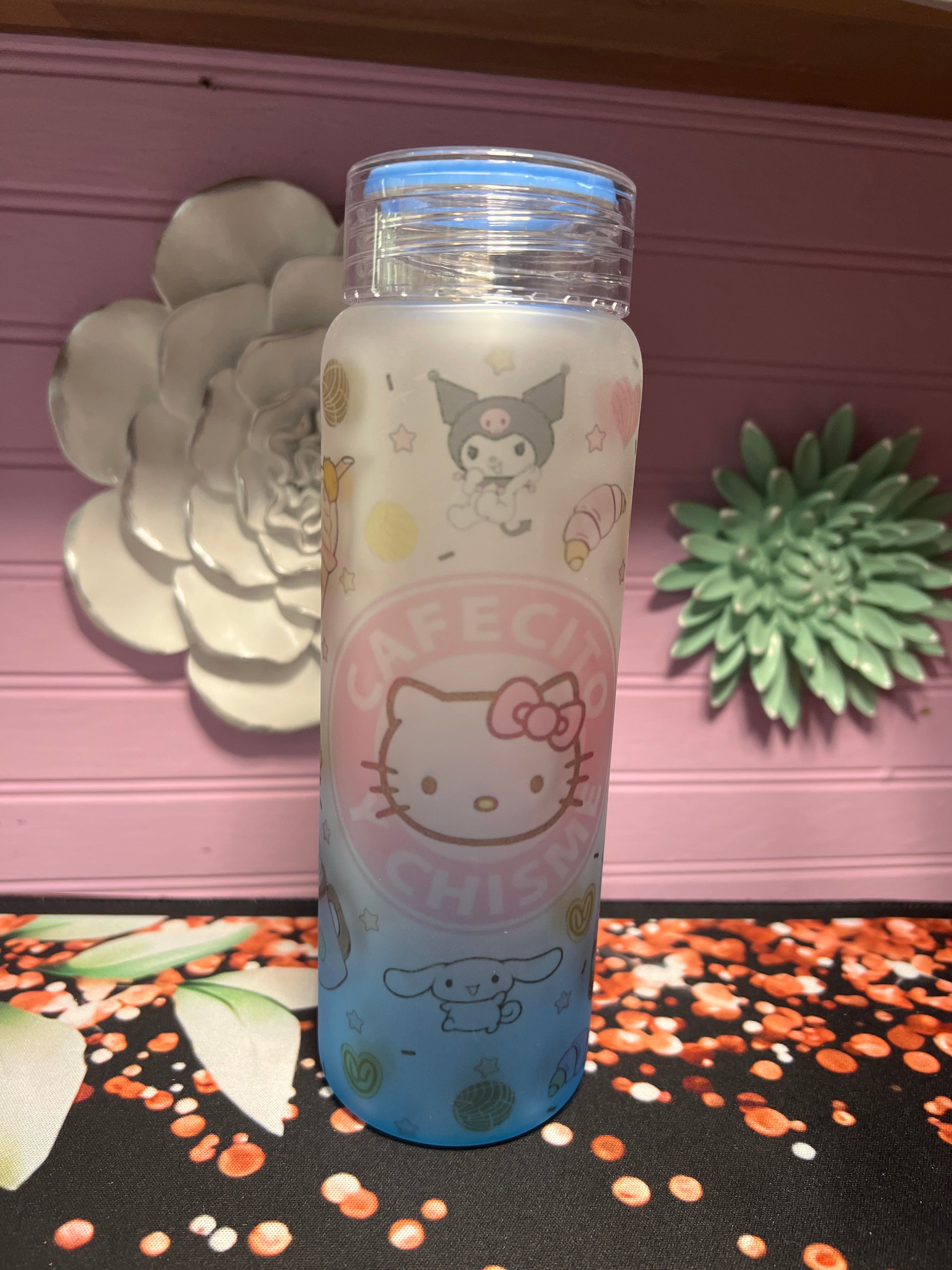 Hello Kitty frosted glass cup 17 oz