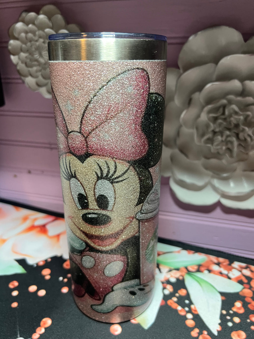 Pink tumbler 20 oz.