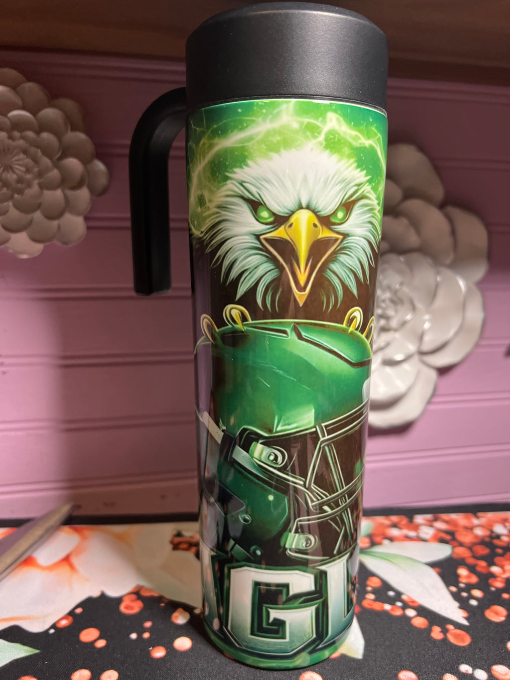 Eagles tumbler 20 oz