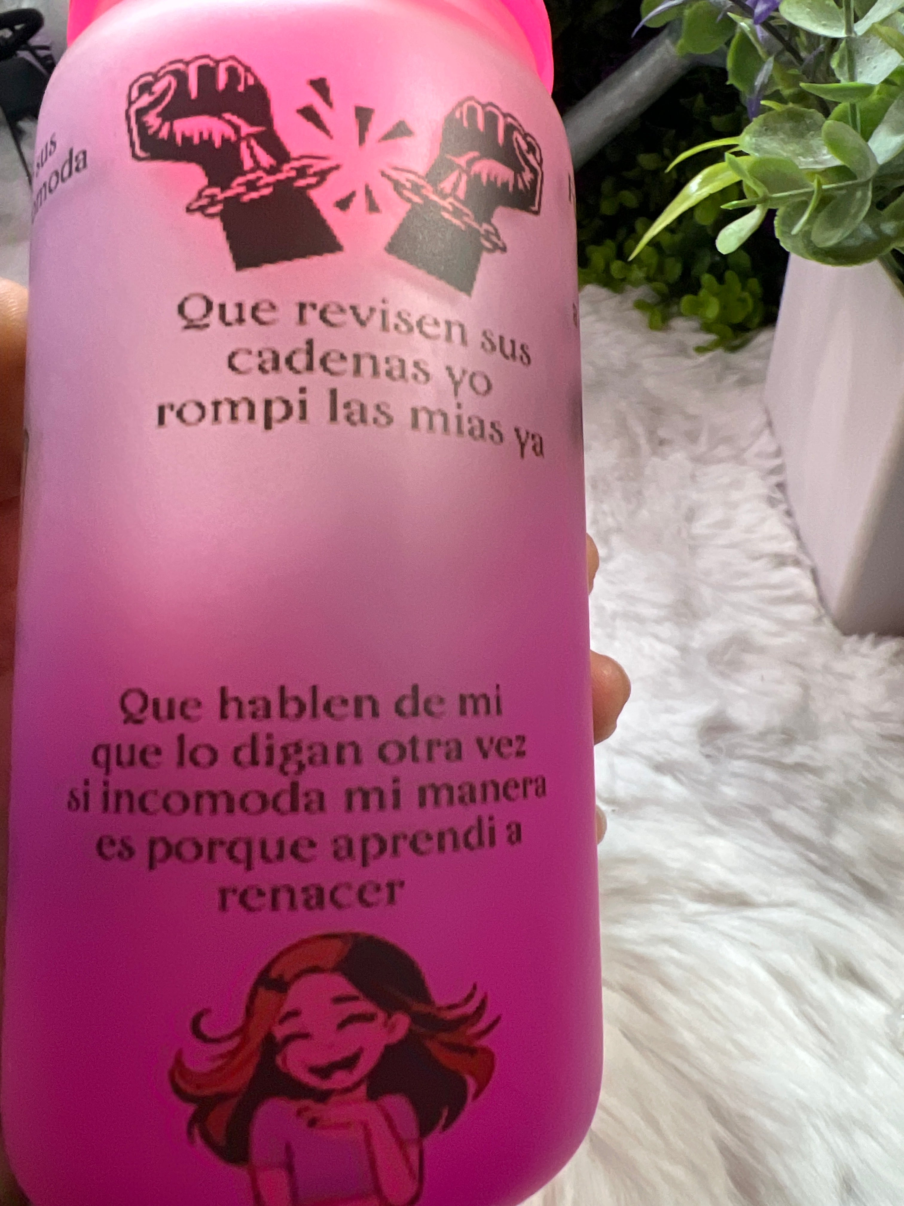 Que hablen de mí pink frosted glass cup 16 oz