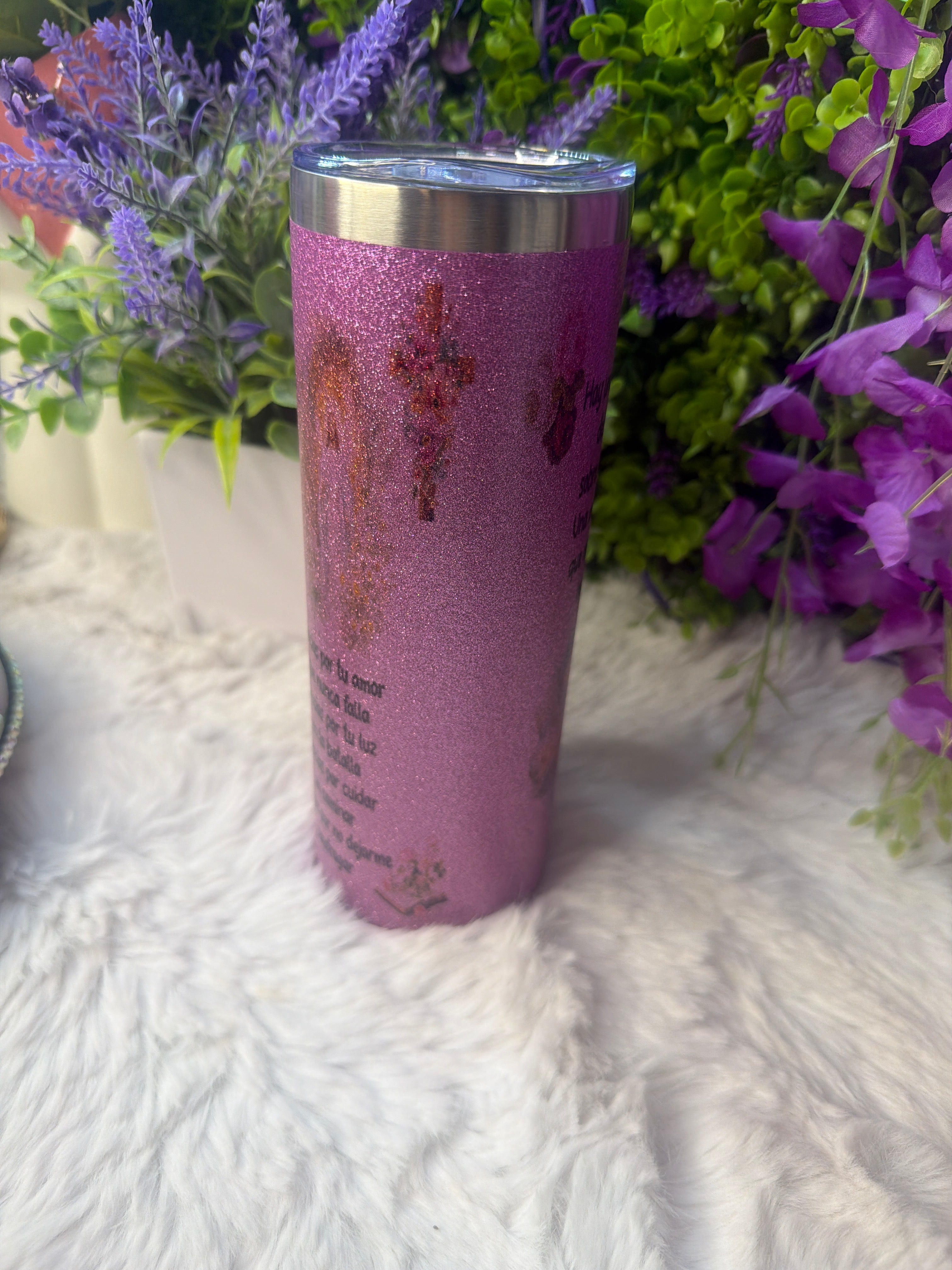 La huella de Dios en mi vida tumbler morado con destellos de glitter 20 oz