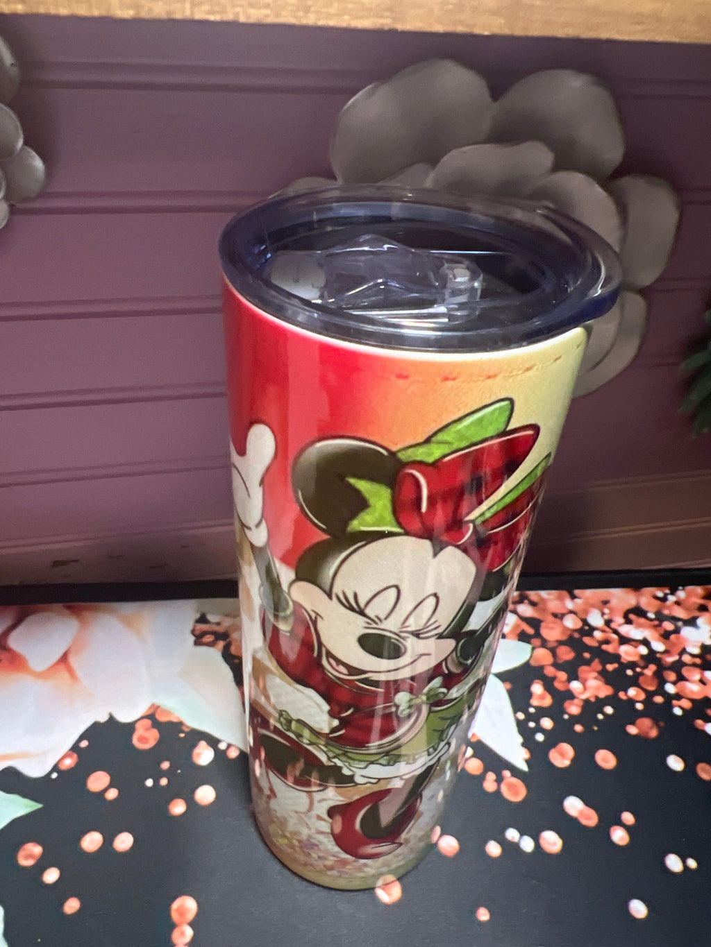 Minnie Mouse tumbler 20 oz