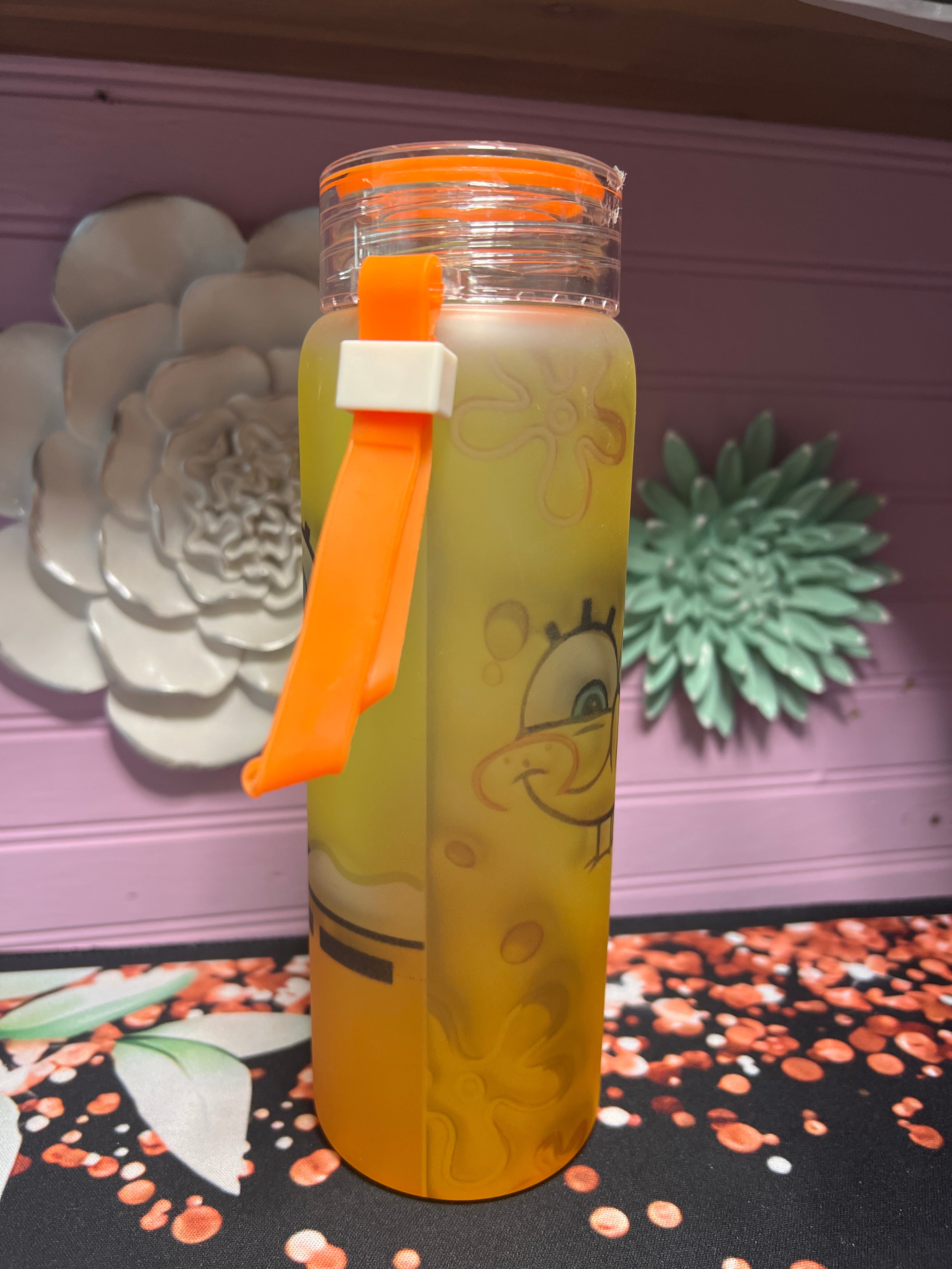 Bob Sponge frosted glass cup 17 oz