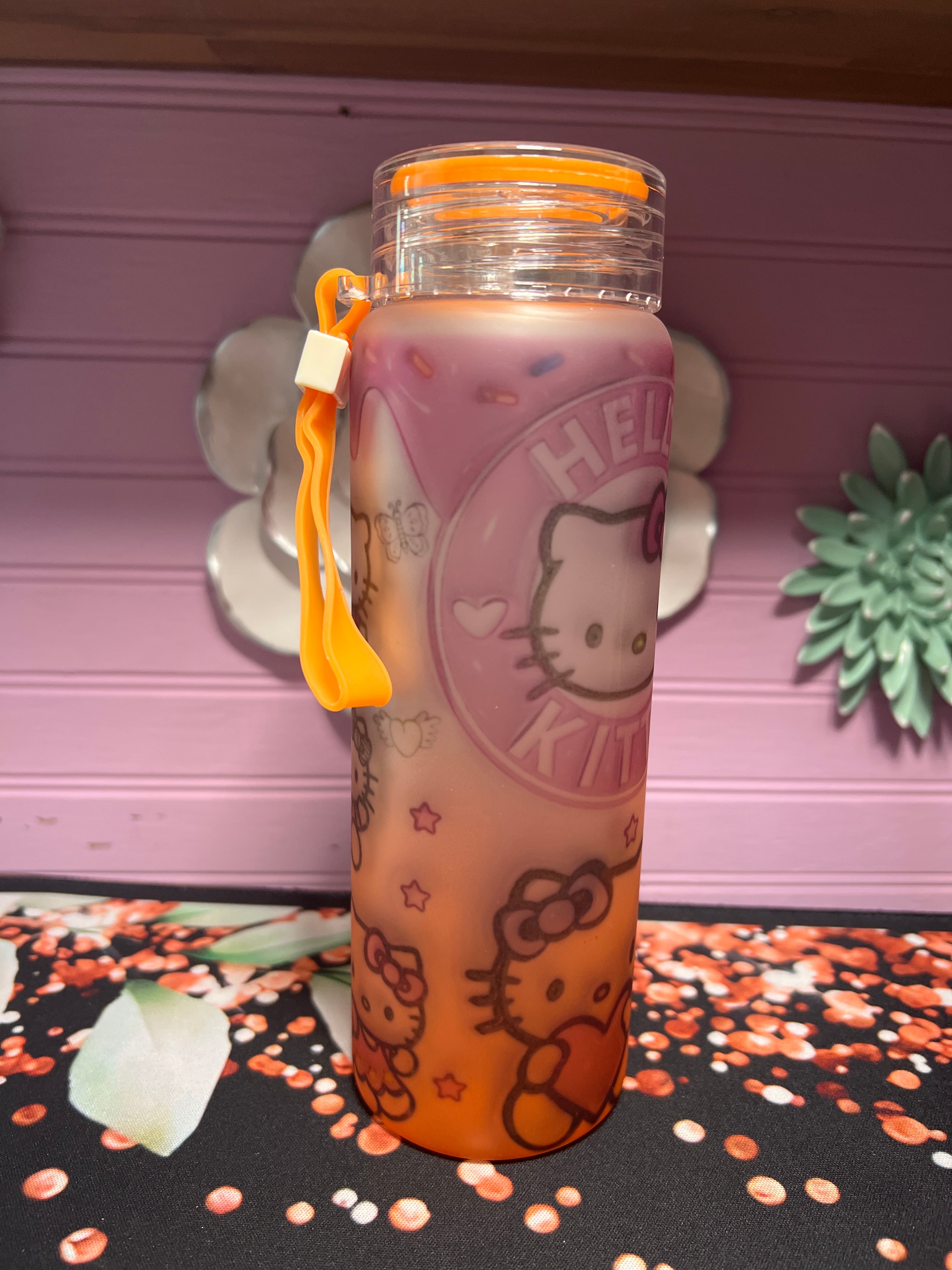 Hello Kitty Frosted glass cup 17 oz