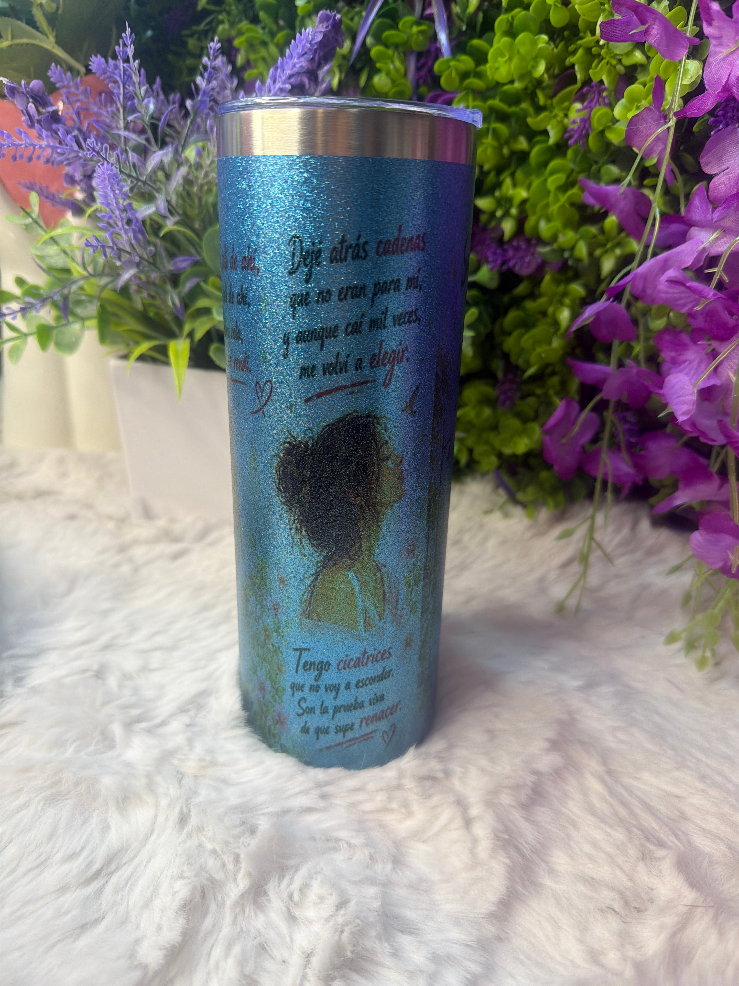 Salí de ahí tumbler azul con destellos de glitter 20 oz