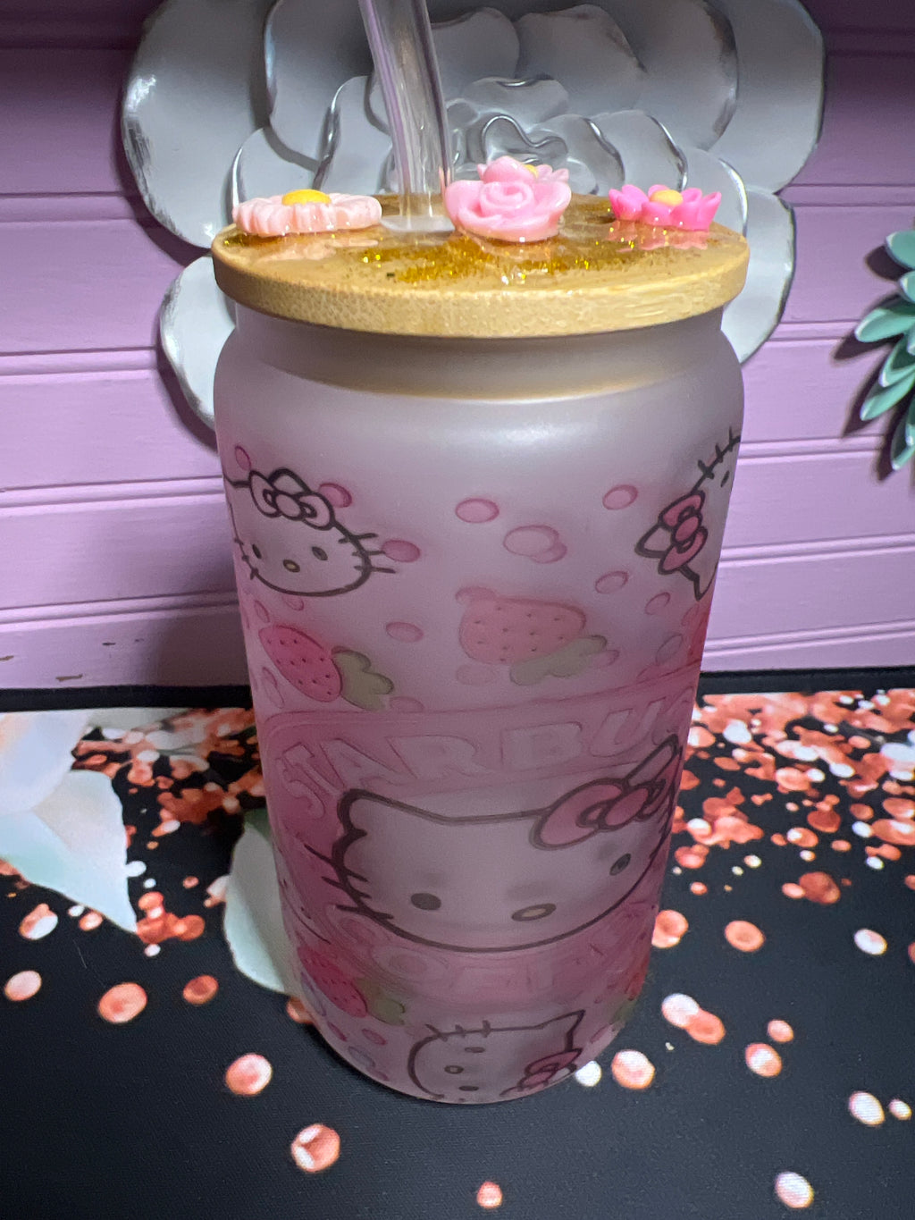 Hello Kitty Frosted glass cup 16 oz