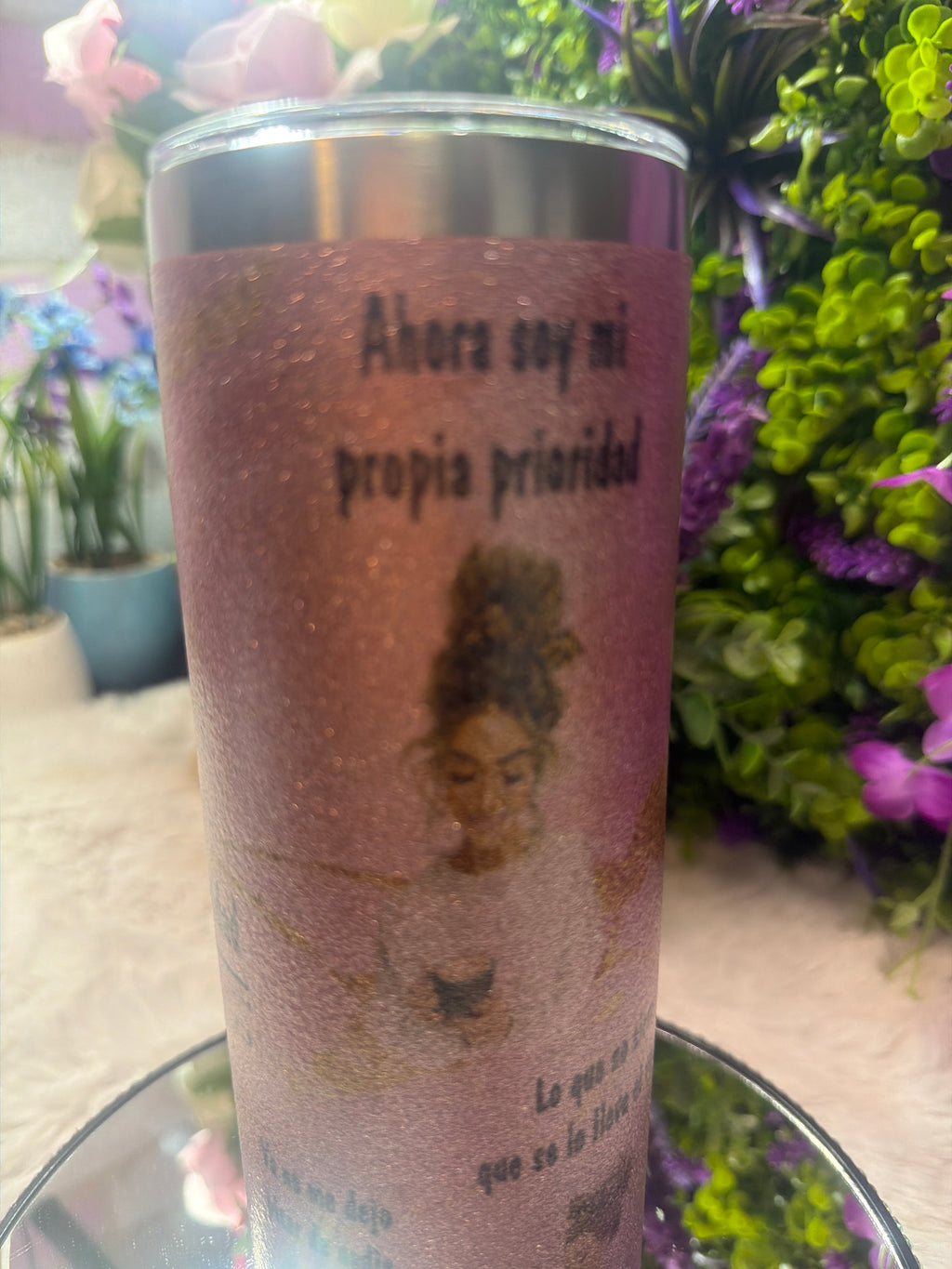 Ahora soy mi prioridad tumbler rosa con destellos de glitter