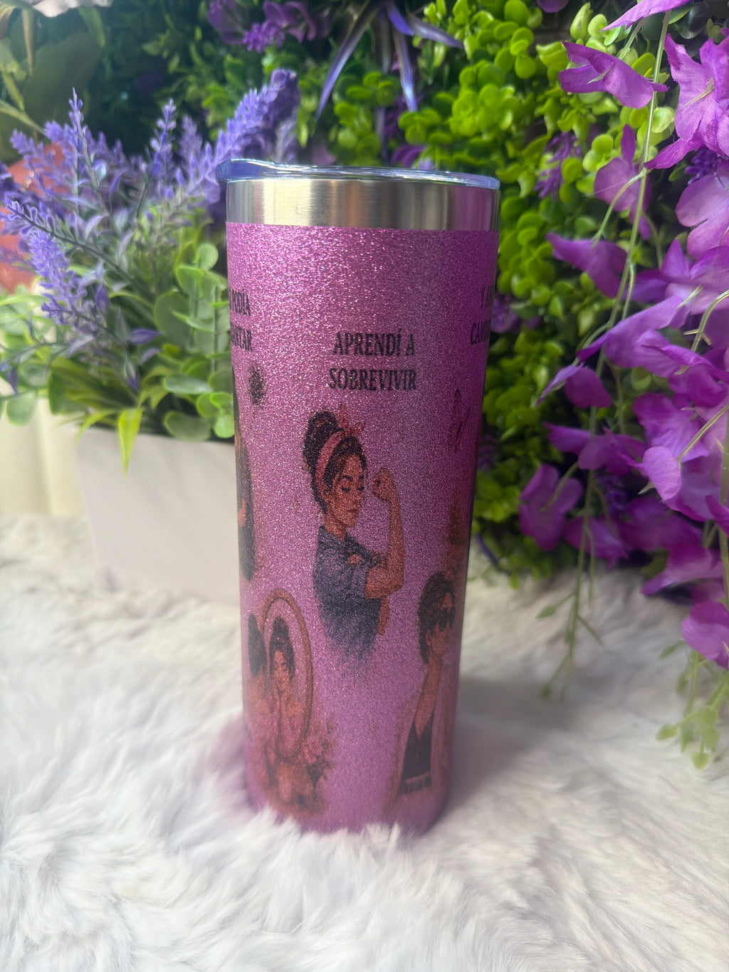 Que hablen de mí tumbler morado con destellos de glitter 20 oz