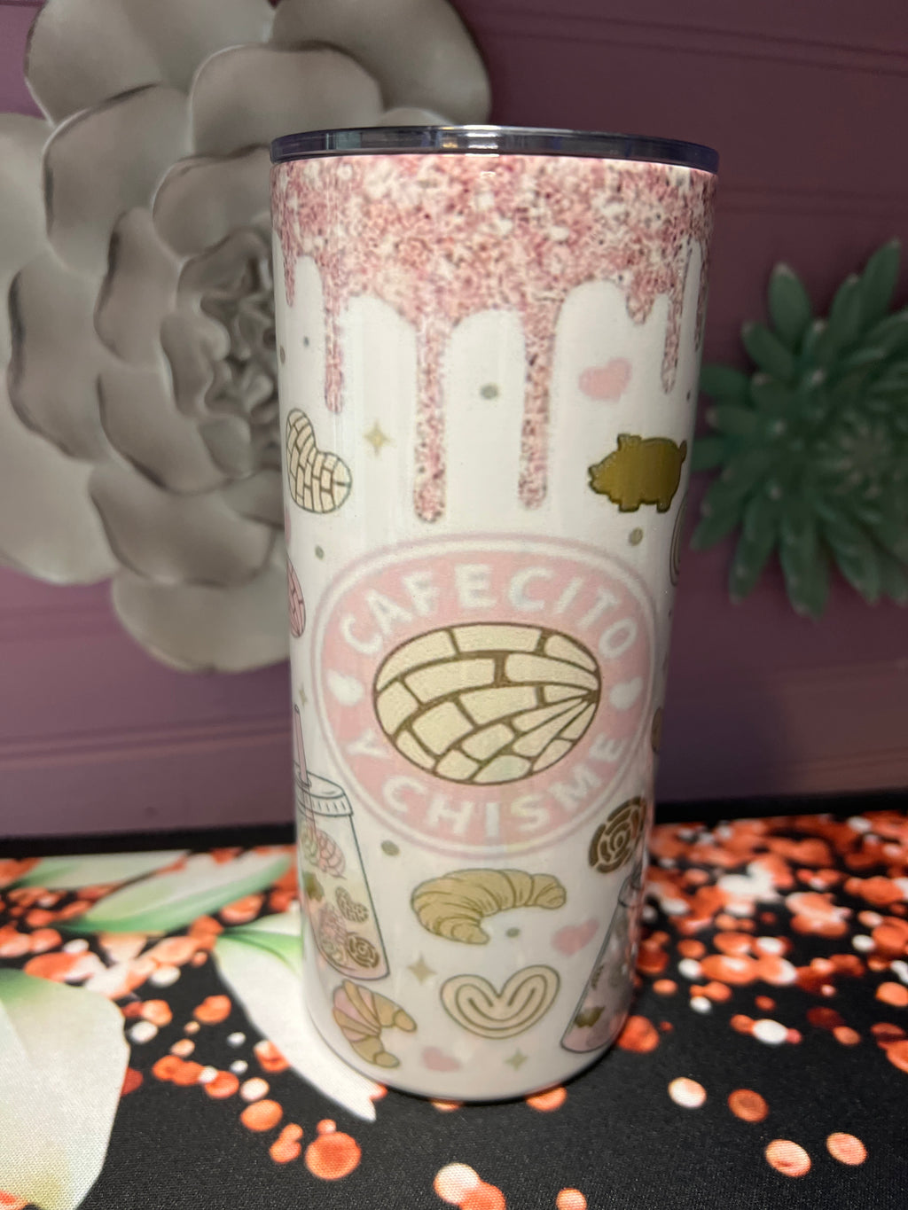 Cafecito y chisme tumbler 15 oz