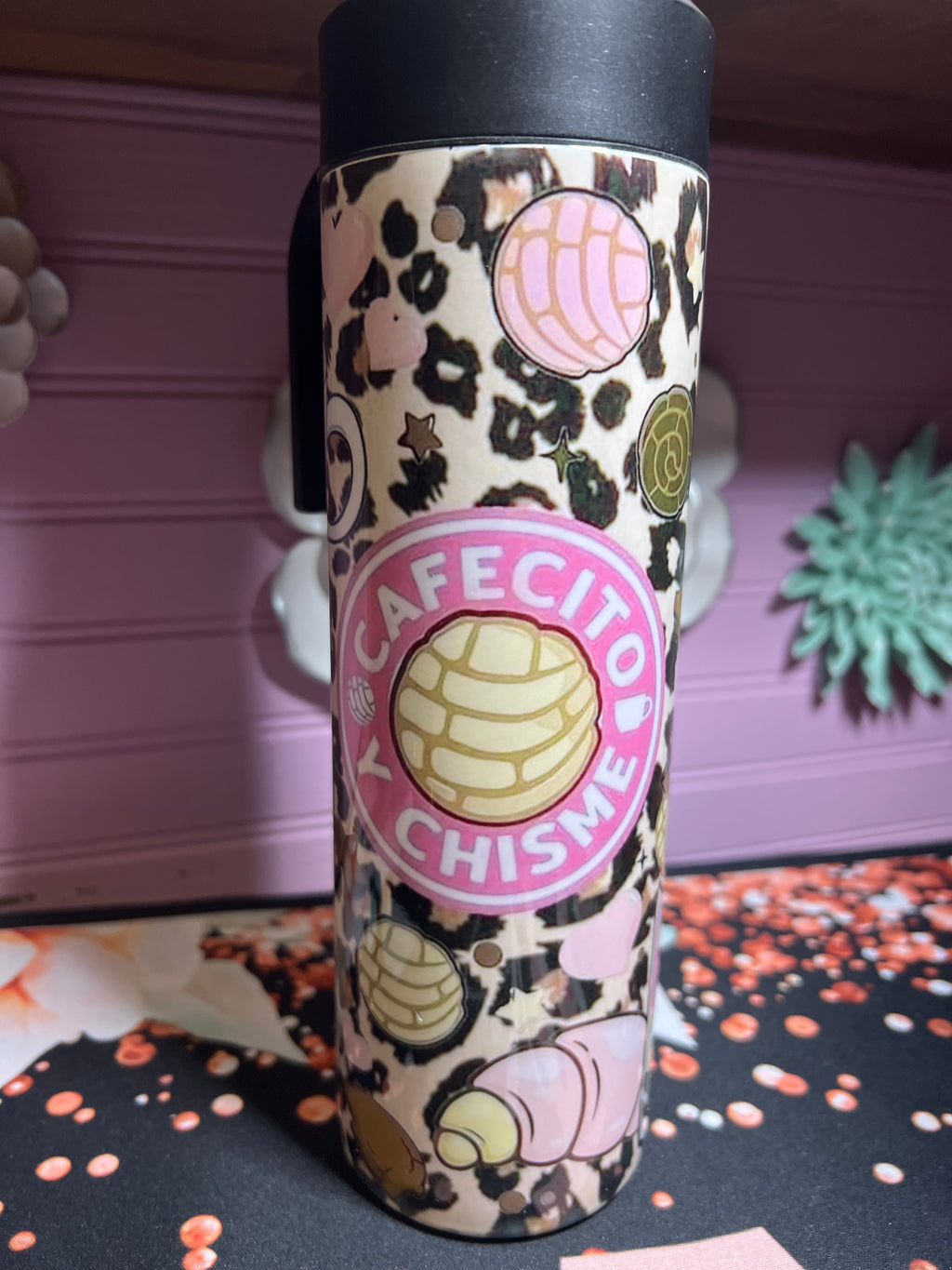 Cafecito y chisme tumbler 20oz