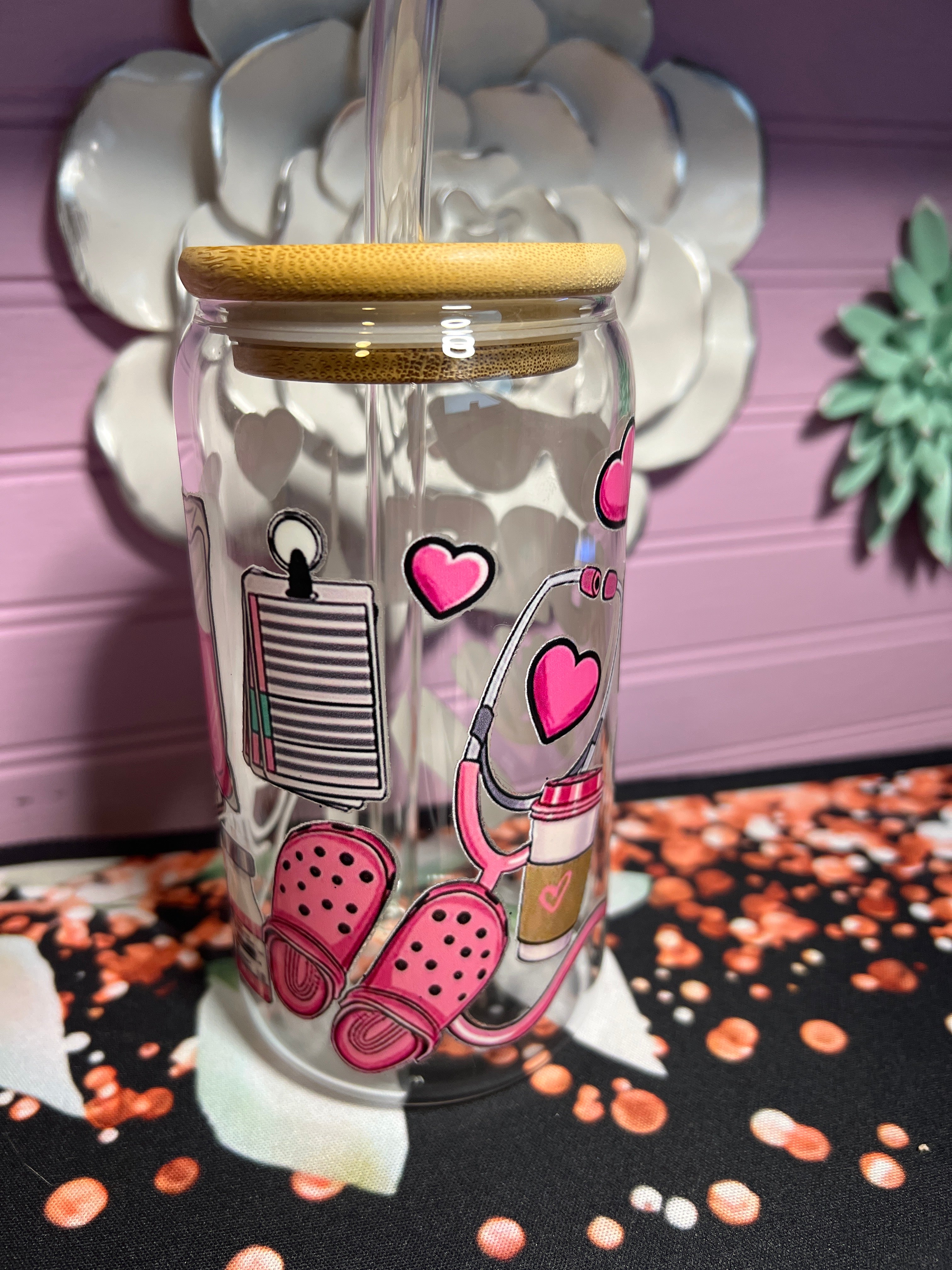 Nurse Life cup clear glass 16 oz