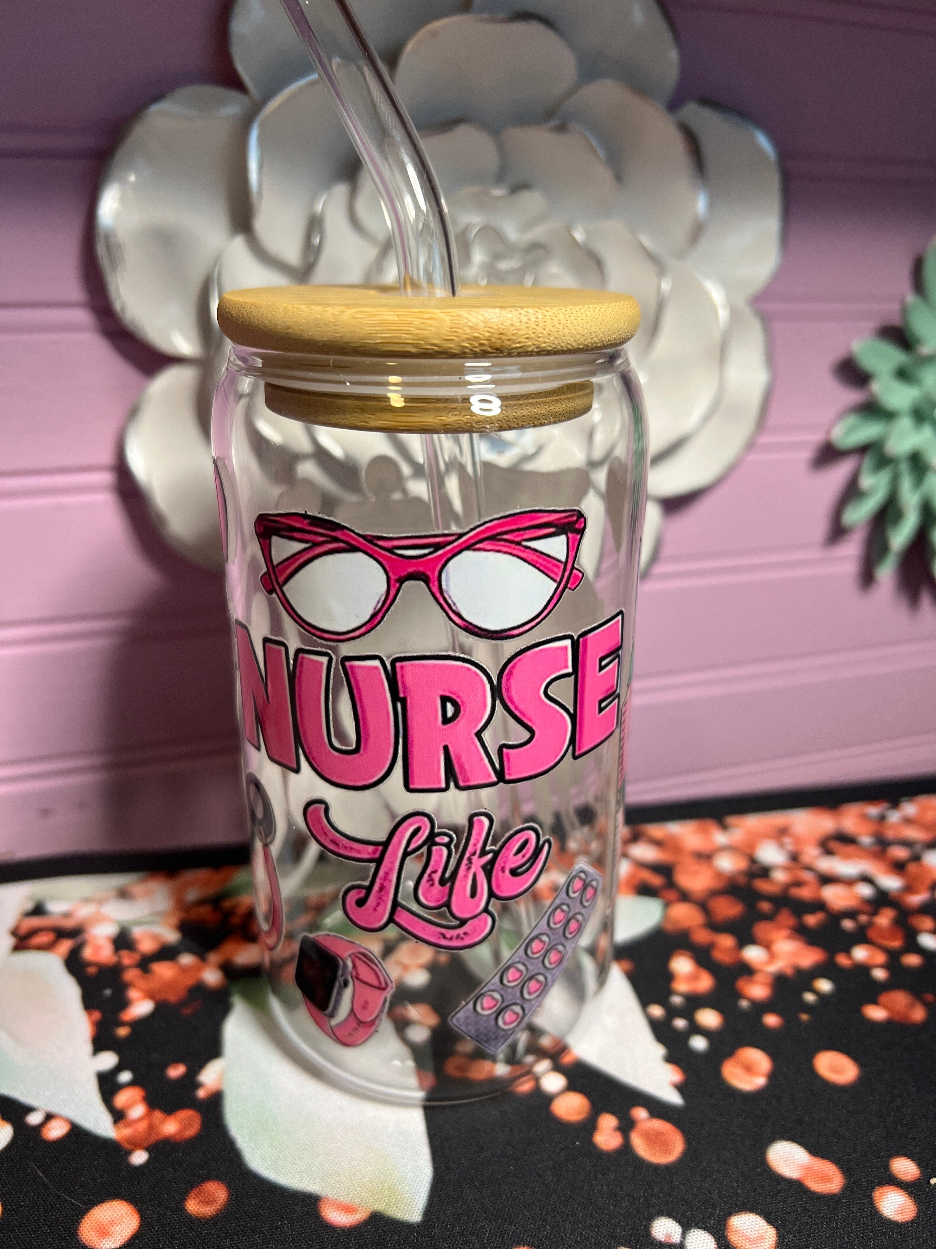 Nurse Life cup clear glass 16 oz