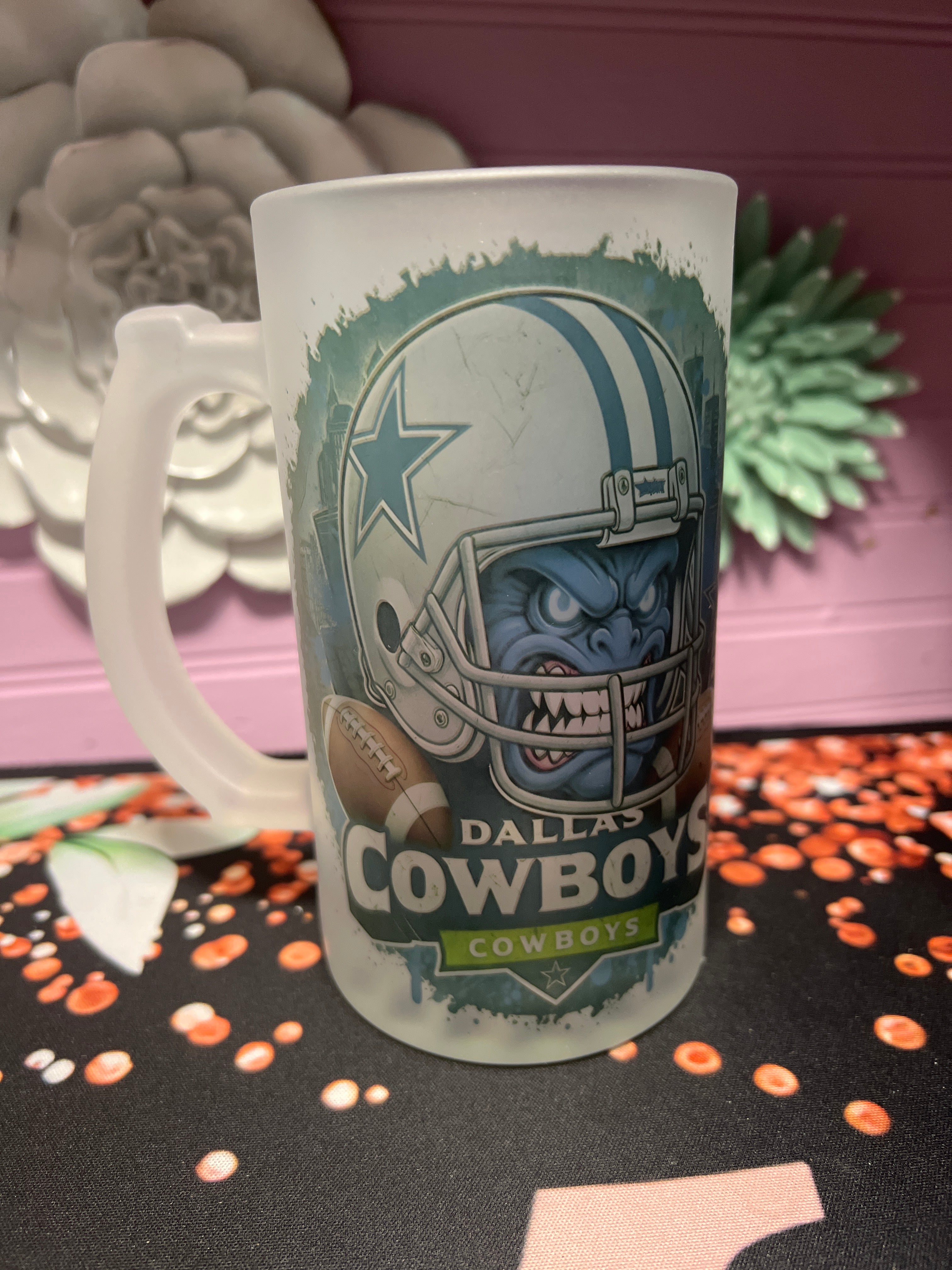 Cowboys frosted glass cup  16 oz