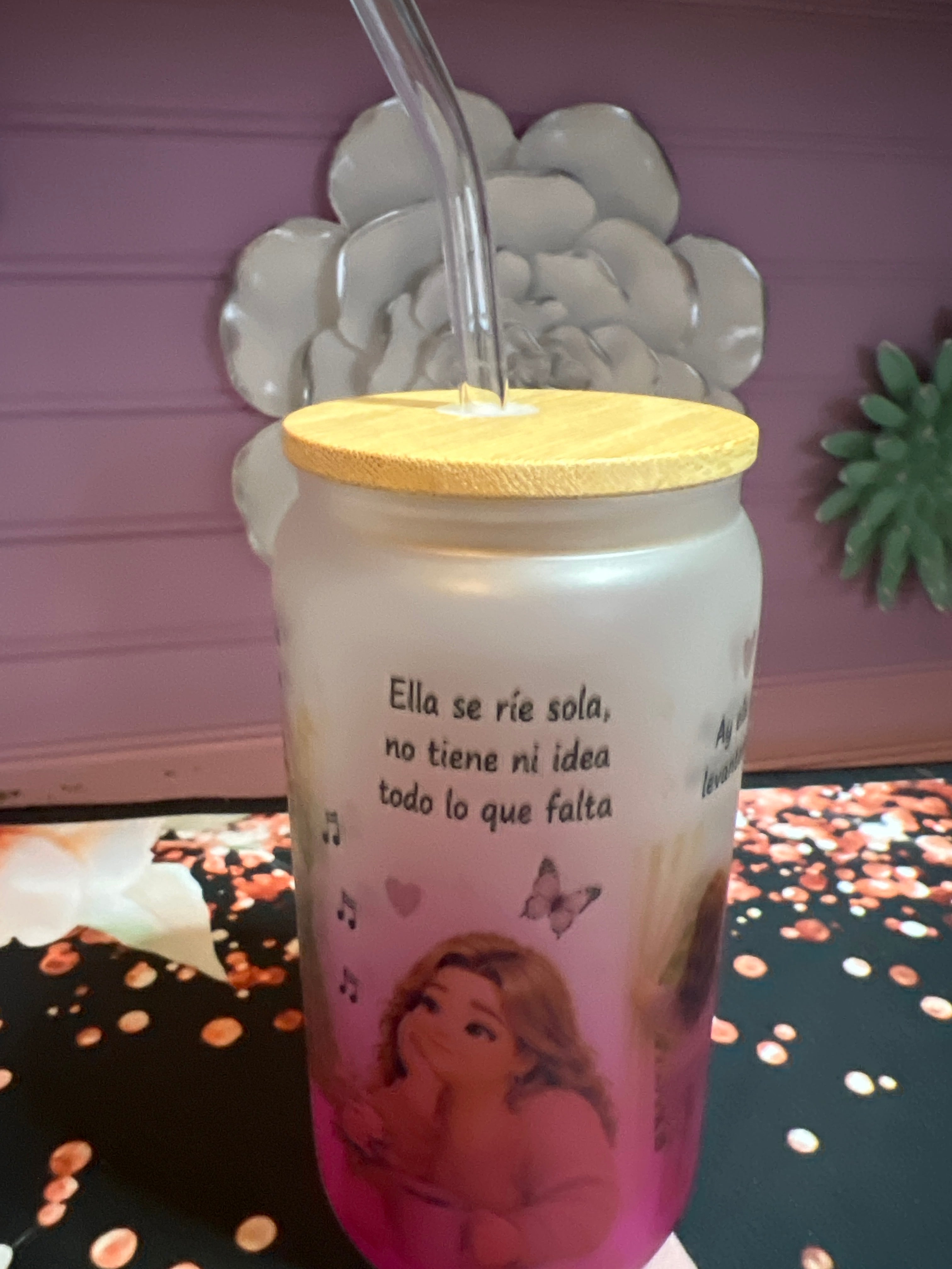 Pink frosted glass cup 16 oz.