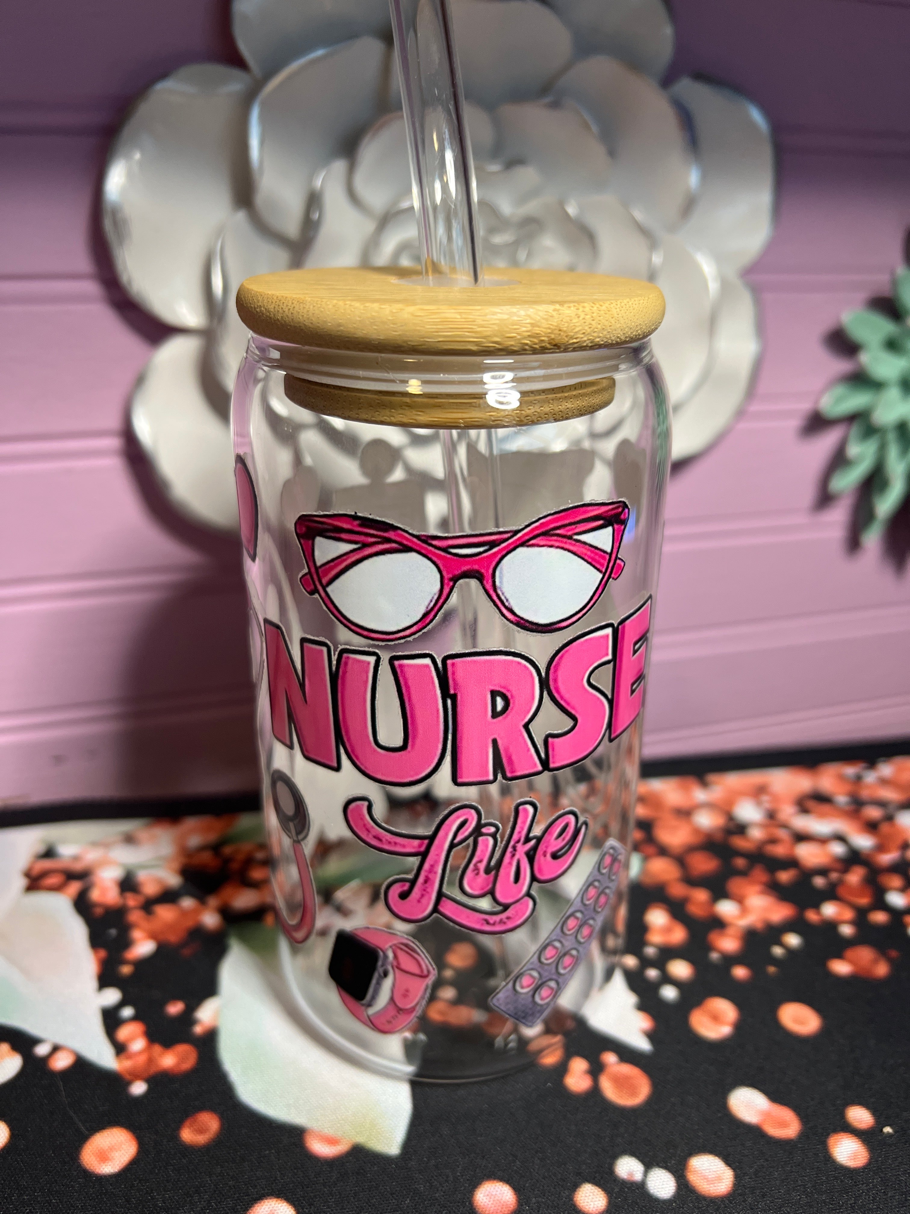Nurse Life cup clear glass 16 oz