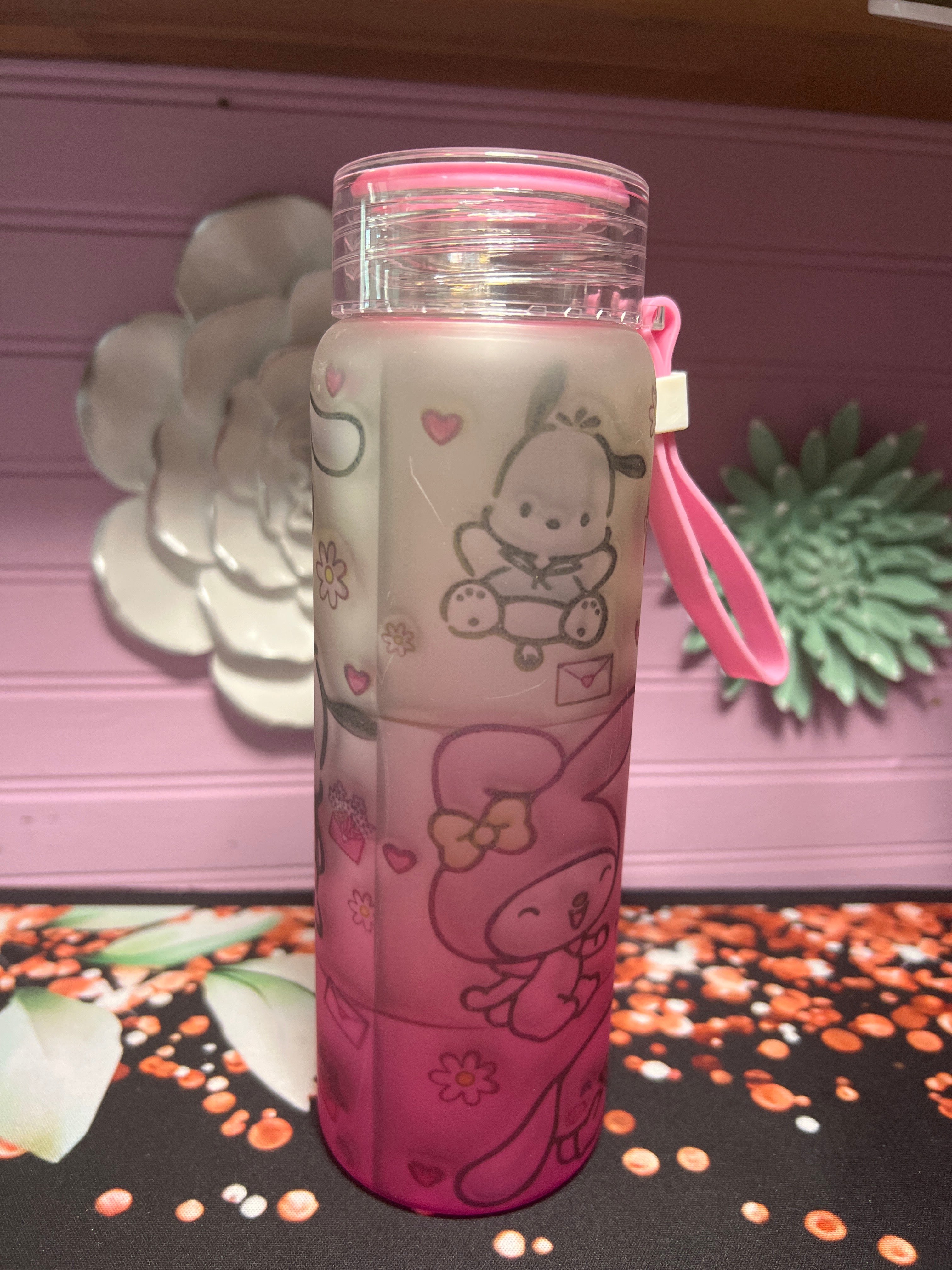 Hello Kitty frosted glass cup 17 oz