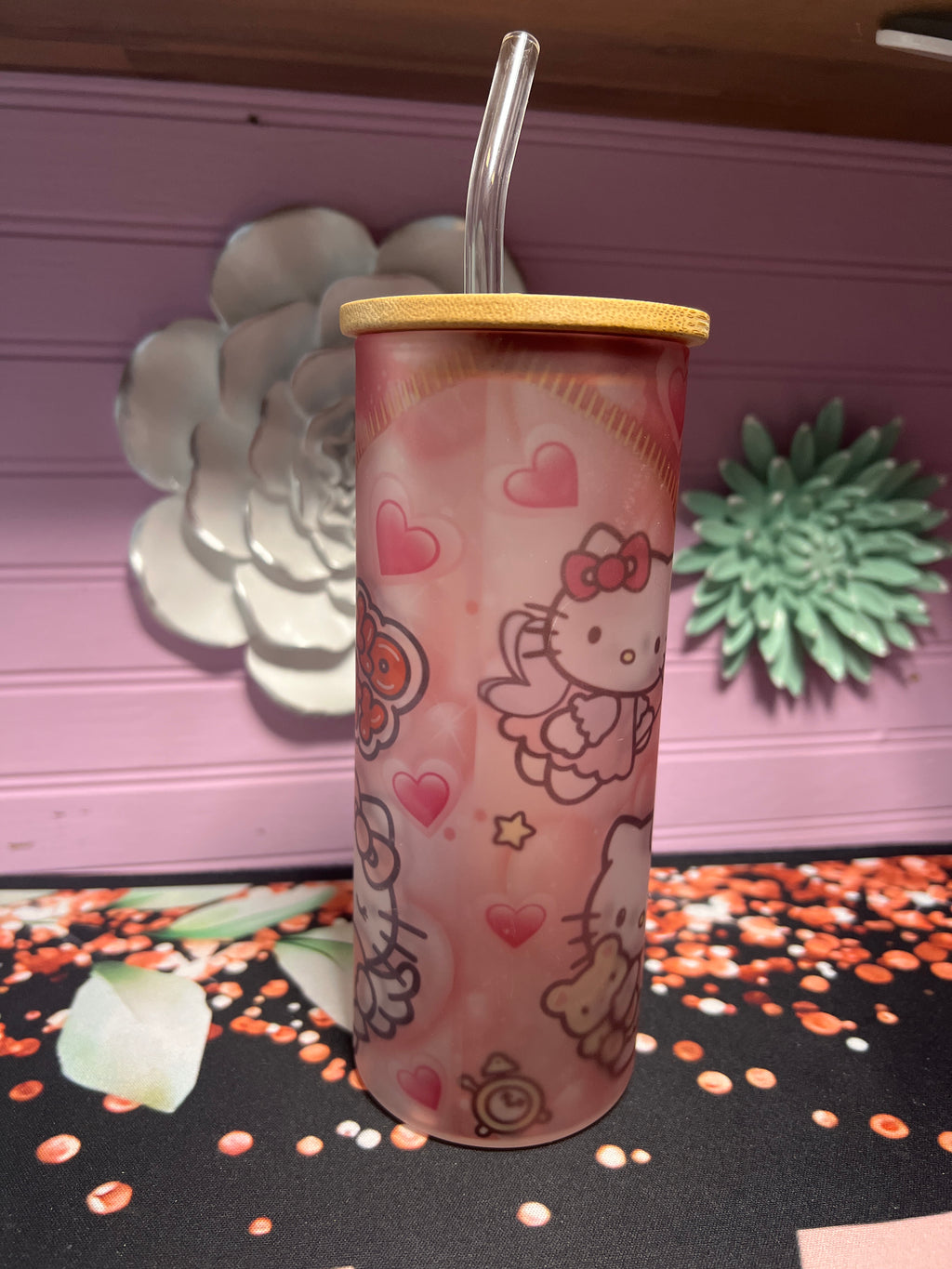 Hello Kitty Frosted glass cup 18 oz