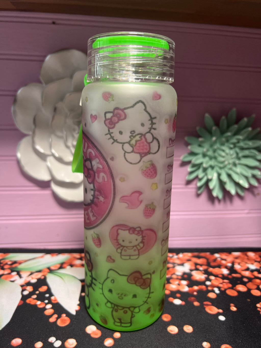 Hello Kitty frosted glass cup 17 oz