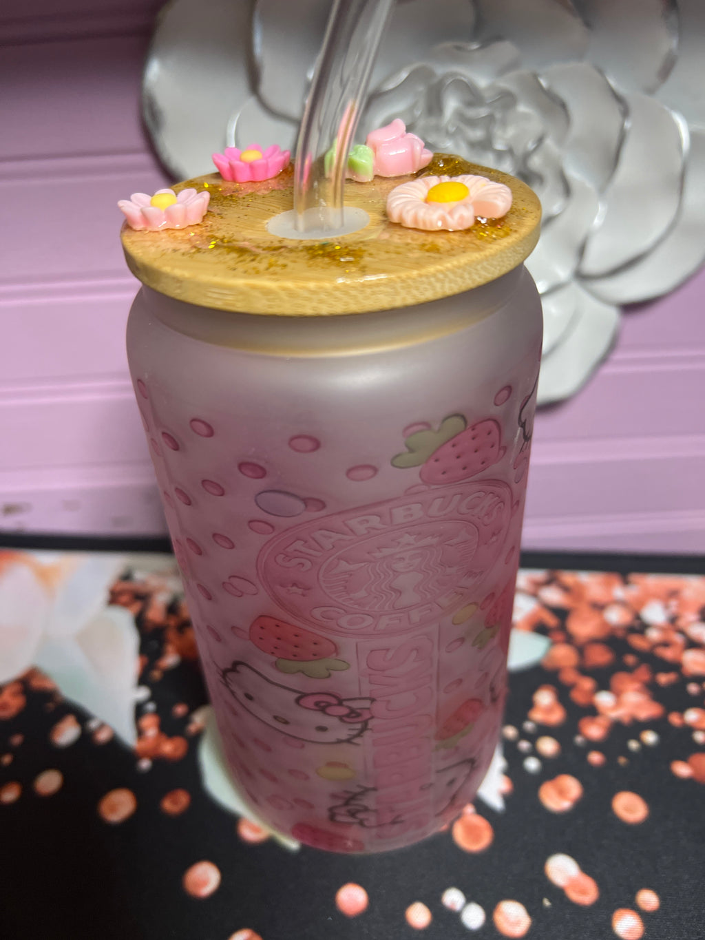 Hello Kitty Frosted glass cup 16 oz