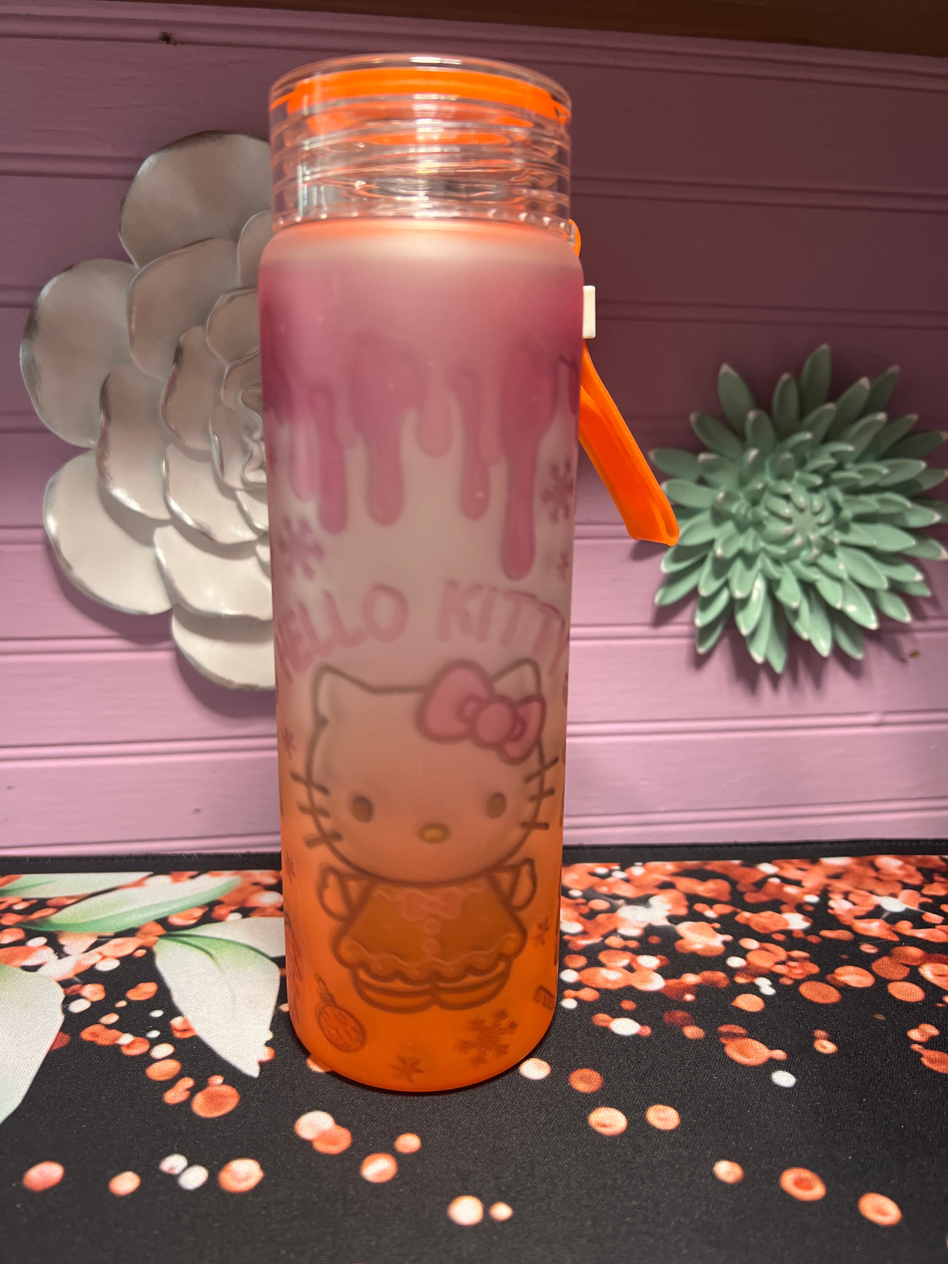Hello Kitty frosted glass cup 17 oz