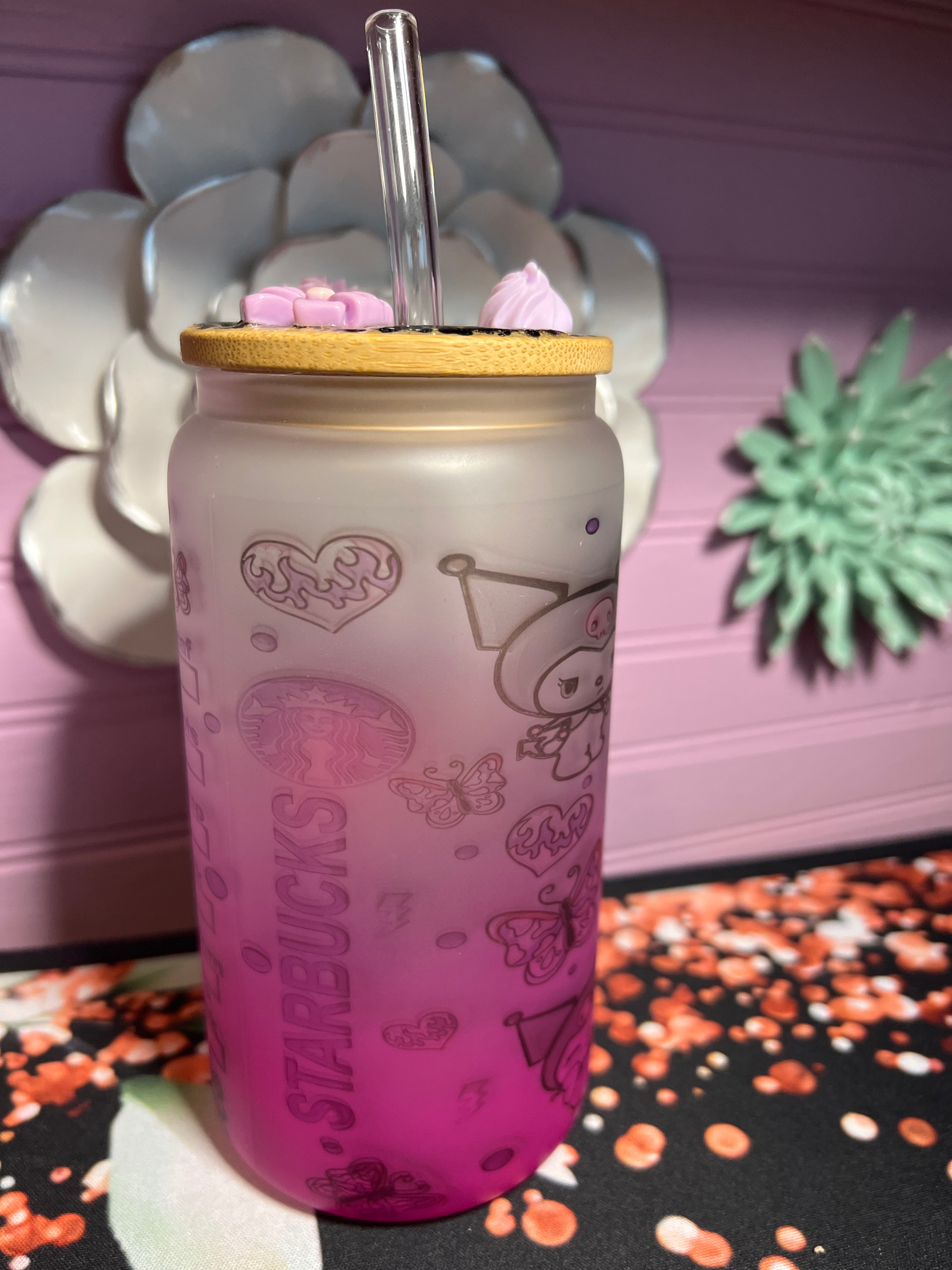 Frosted glass cup 16 oz kuromi