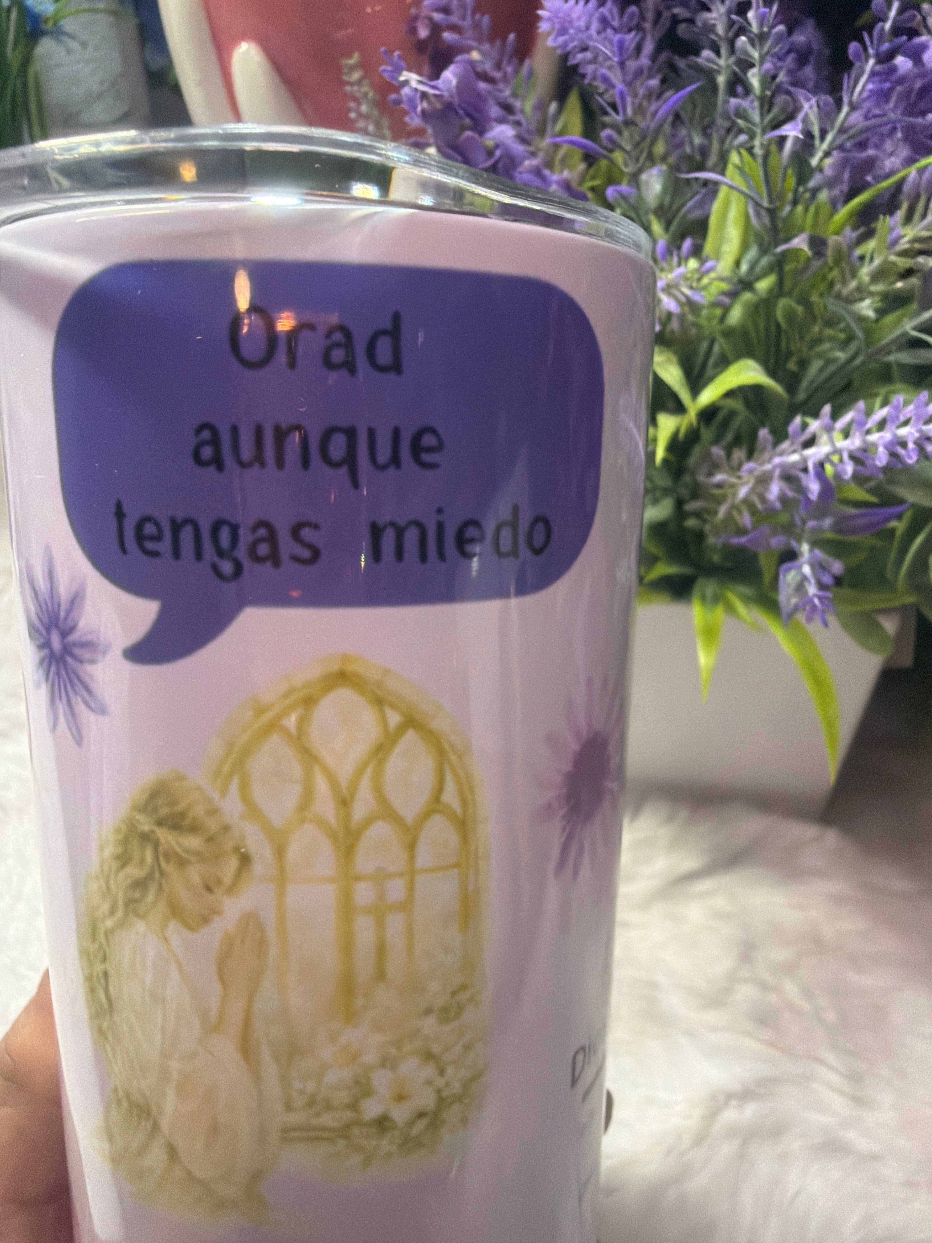Dios Nunca llega tarde tumbler 20 oz