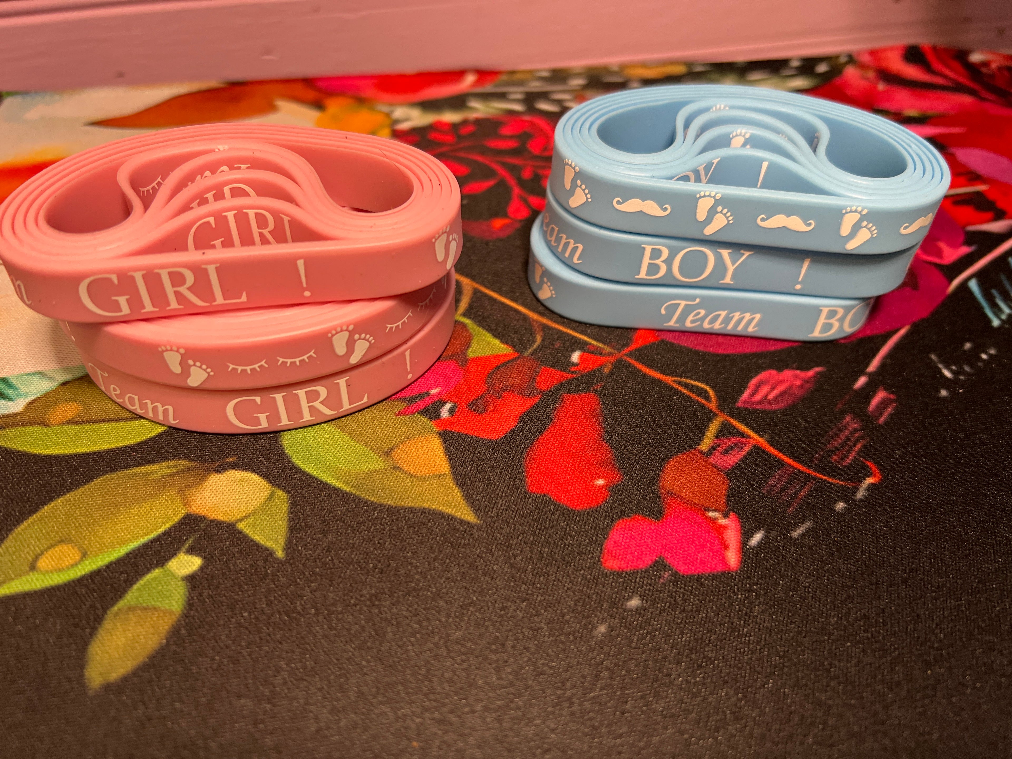 30 piezas pulseras silicona 15-Team Boy 15- Team Girl