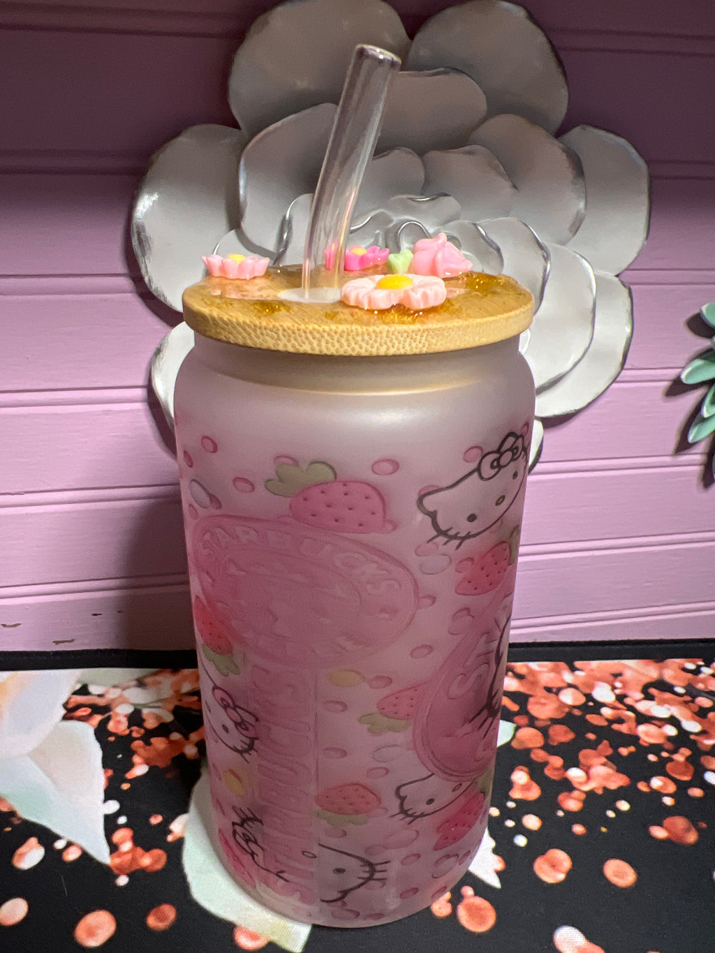 Hello Kitty Frosted glass cup 16 oz