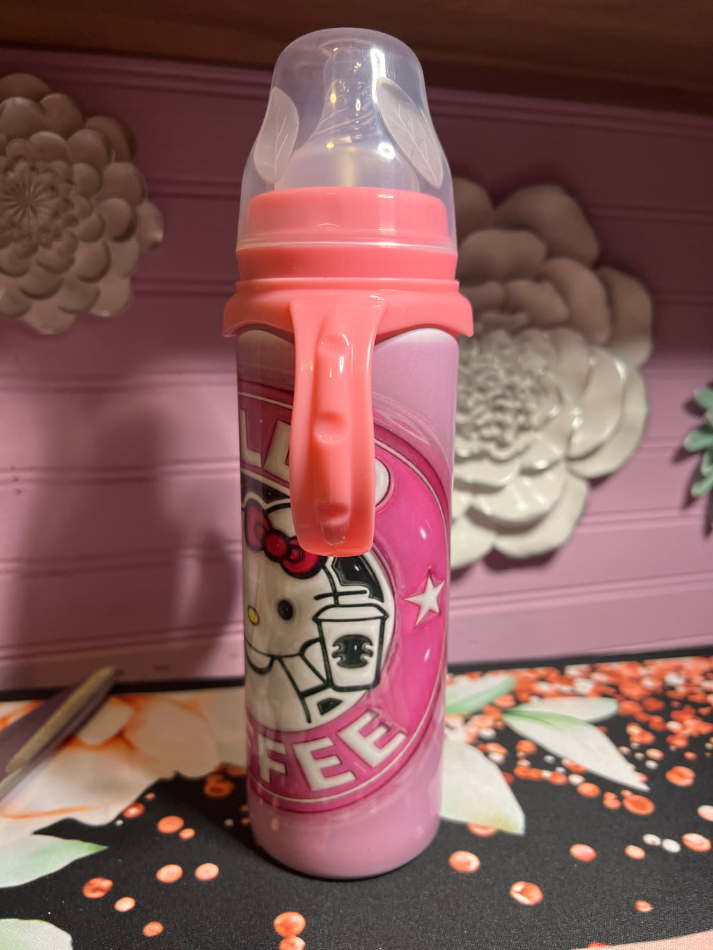 Hello Kitty Biberón 8 oz